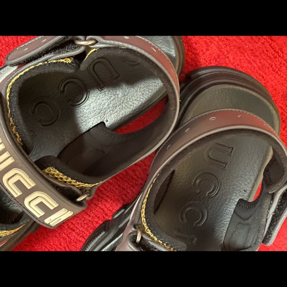 New Auth Gucci Men LOGO Sandals Gucci 6 or 7US - Picture 4 of 5